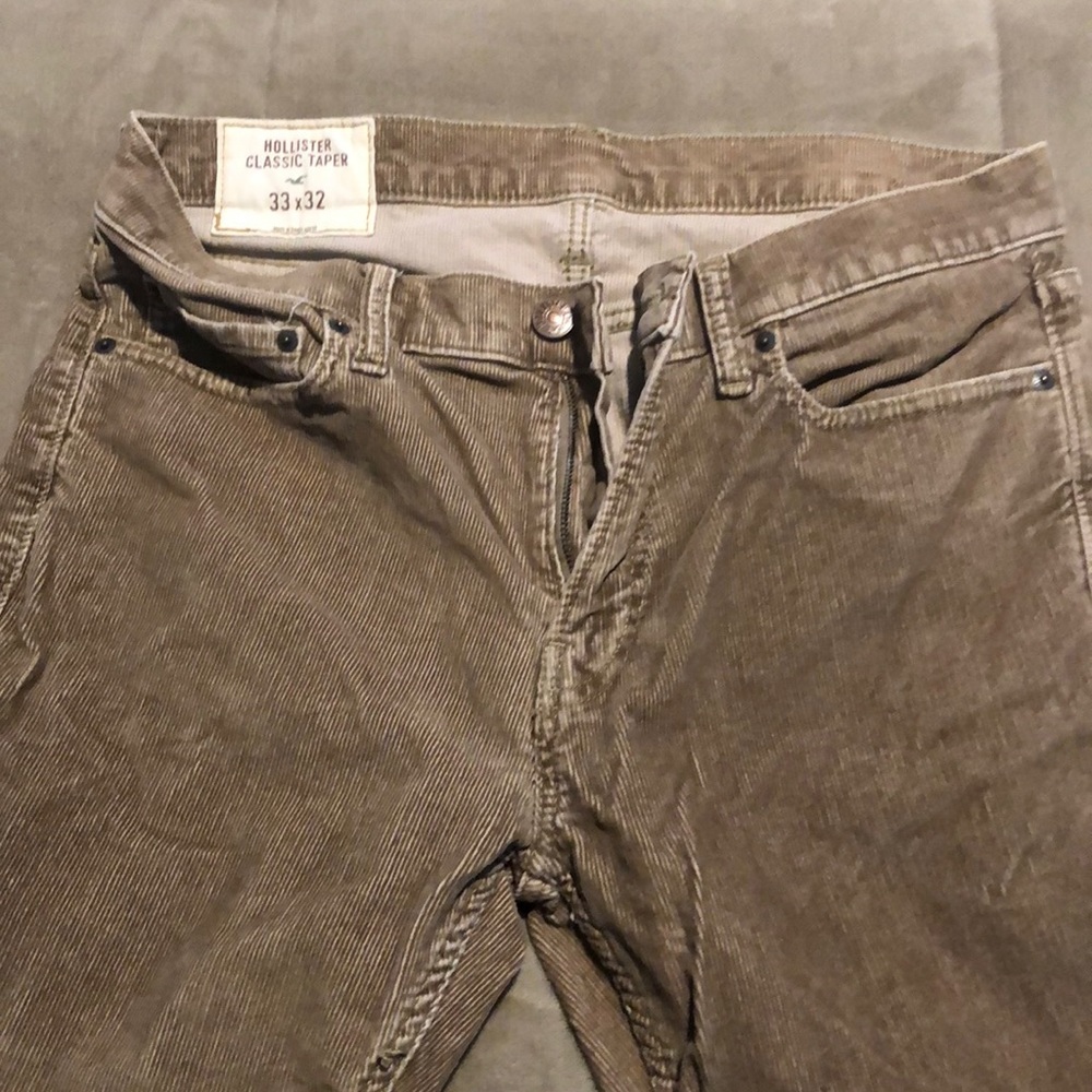 Hollister chords